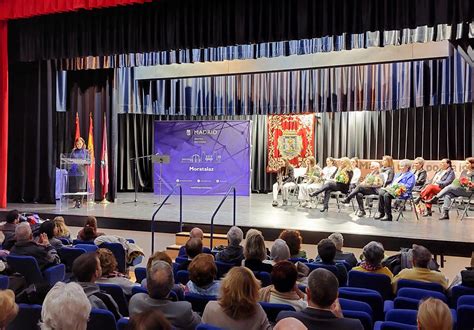 puta moratalaz|Compis mujeres en Moratalaz (Madrid) .